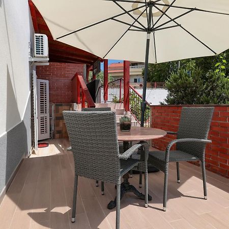 Apartments Smoky M Novalja Phòng bức ảnh