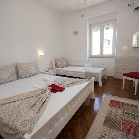 Apartments Smoky M Novalja Ngoại thất bức ảnh