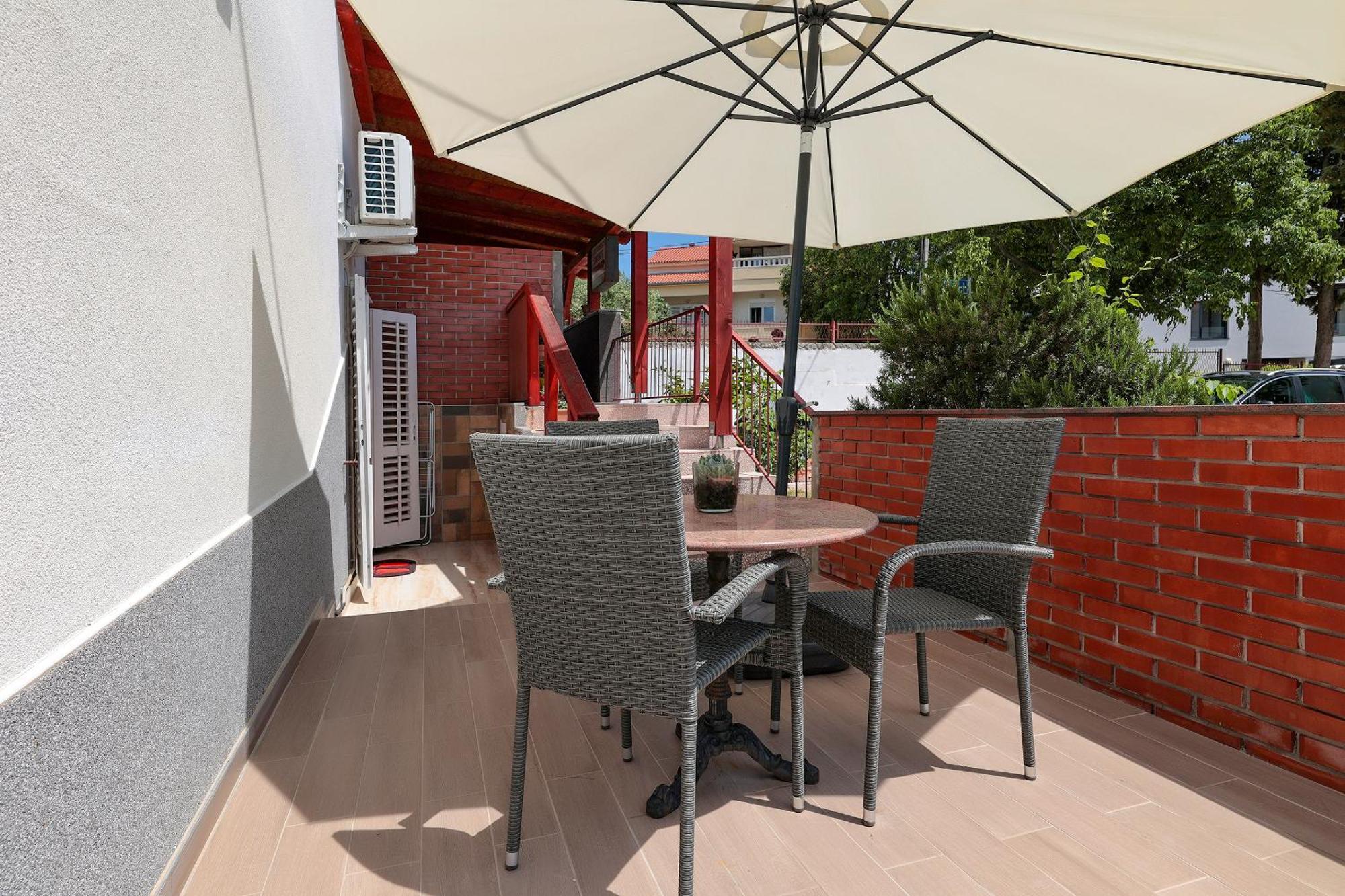 Apartments Smoky M Novalja Phòng bức ảnh