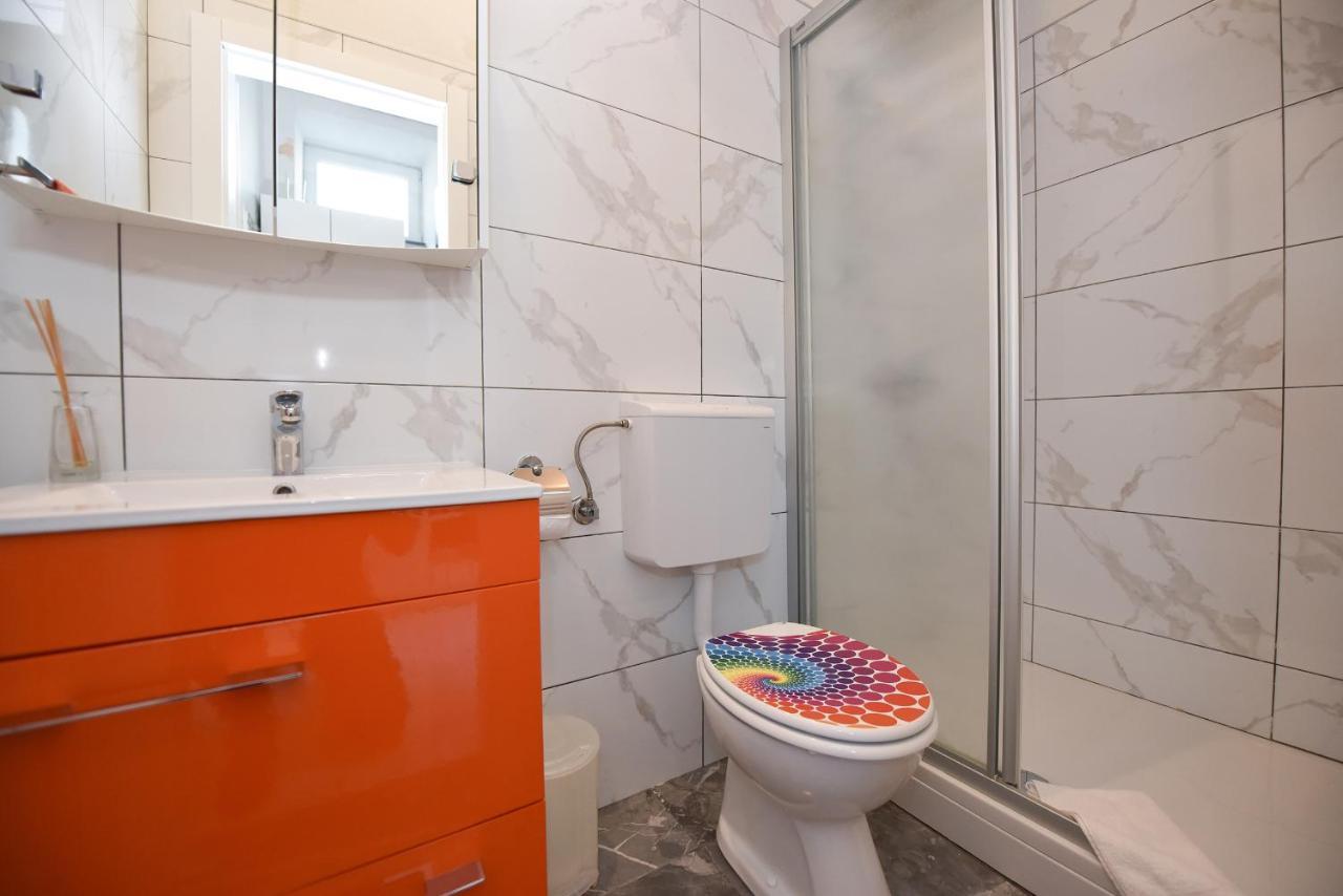 Apartments Smoky M Novalja Ngoại thất bức ảnh